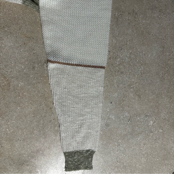 💕VINTAGE Answers by riddler inc. Sweater|| size MEDIUM - Picture 3 of 7